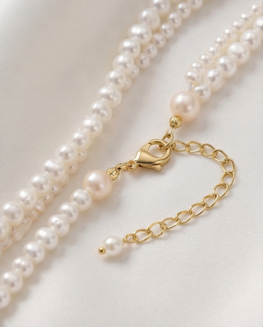 Classic pearl necklace