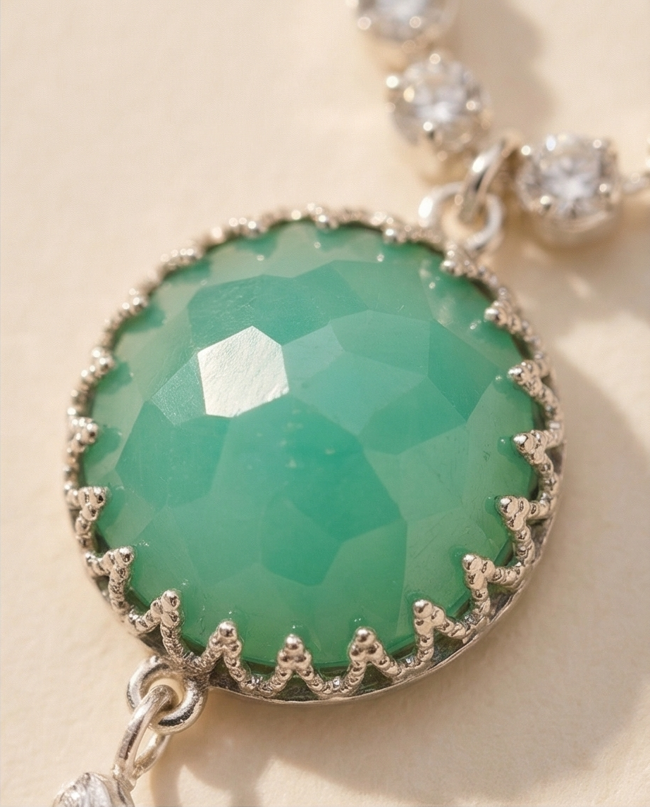 Silver necklace and pendant with green opalite and burgundy agate