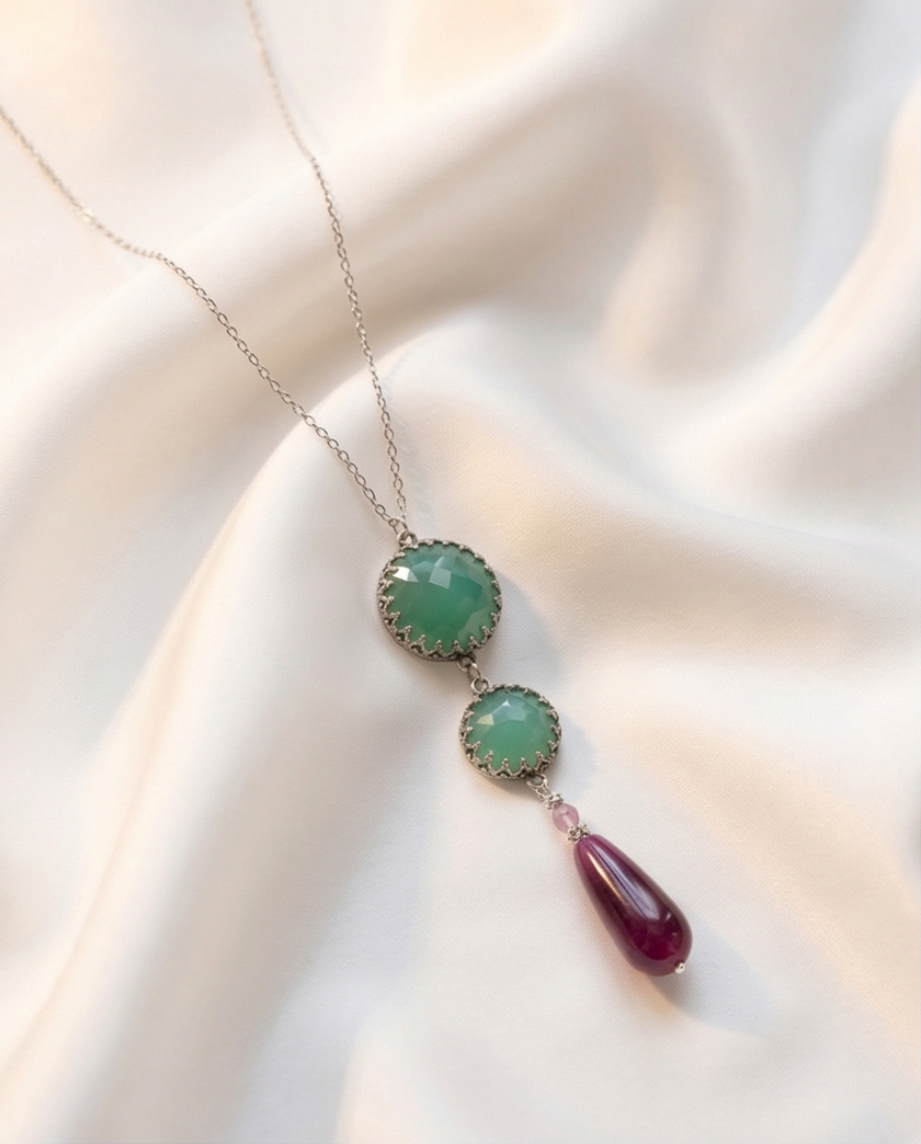 Silver chain and pendant combined with green opalite and burgundy agate