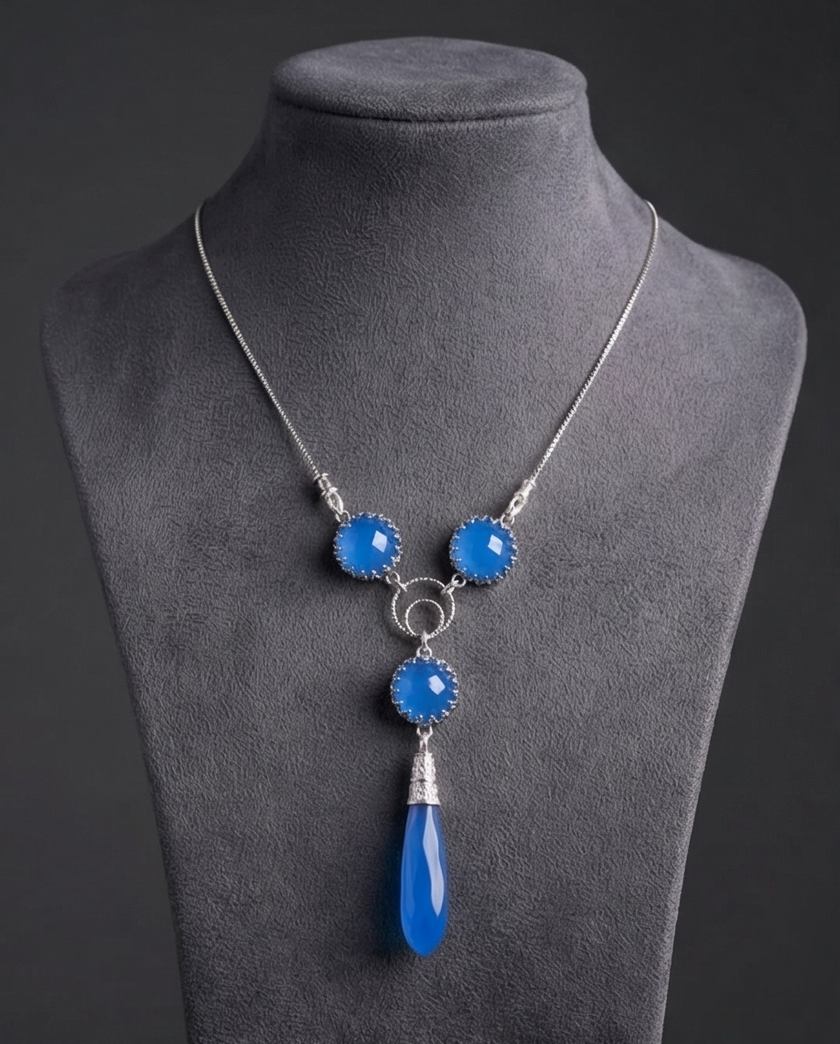 Silver chain and pendant combined in blue opalite