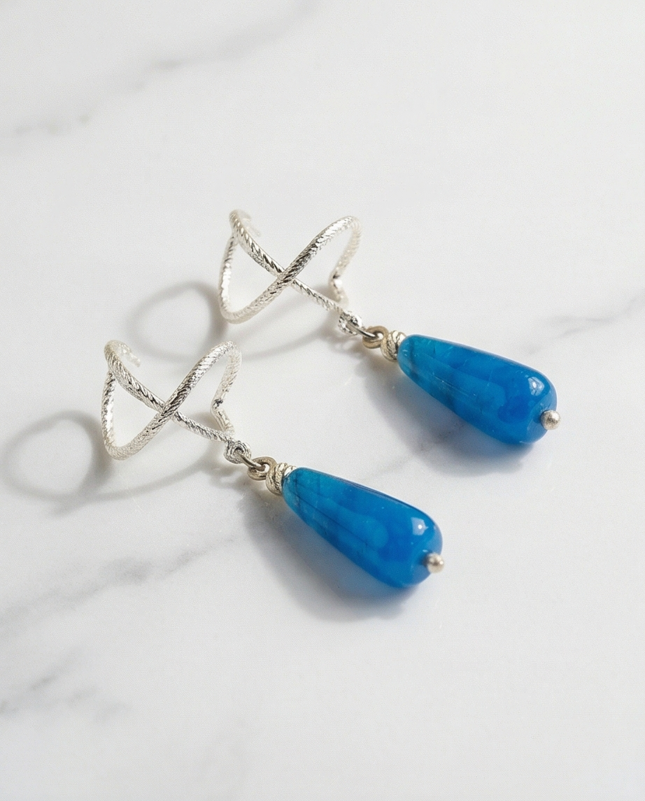 עגילי כסף מעוצבים עם אגת כחולה