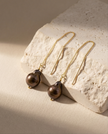 Necklace earrings with baroque pearls in chocolate color