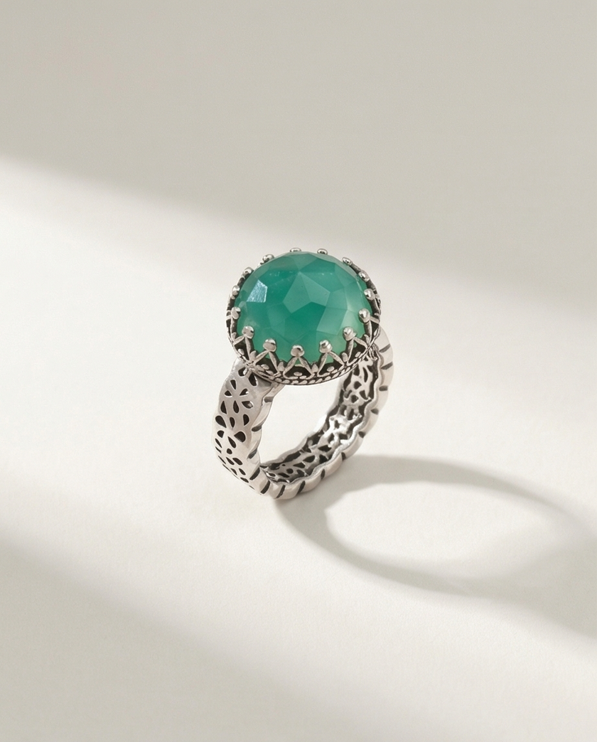 Silver ring with green agate stones