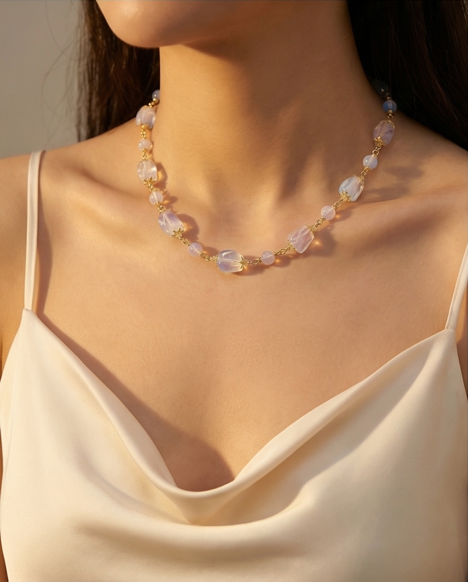 Moonstone ענק עם אופליט