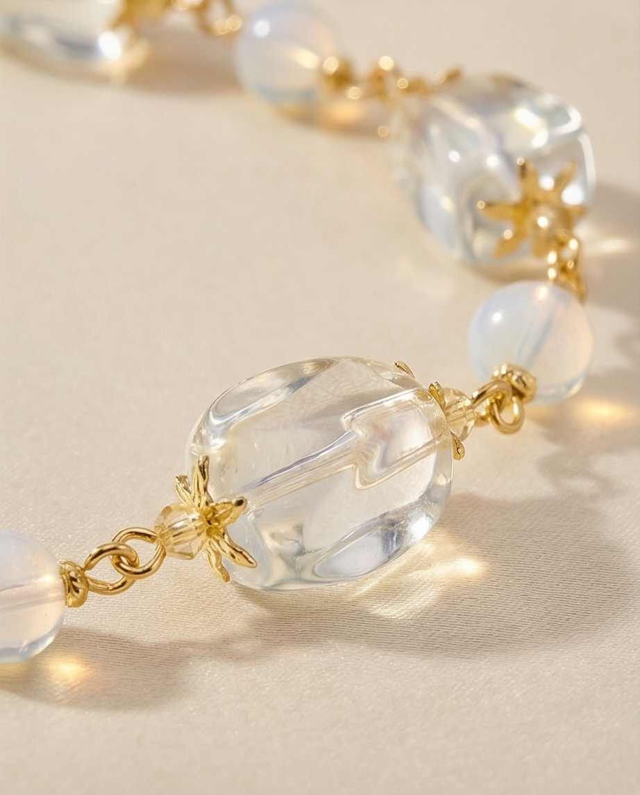Moonstone ענק עם אופליט