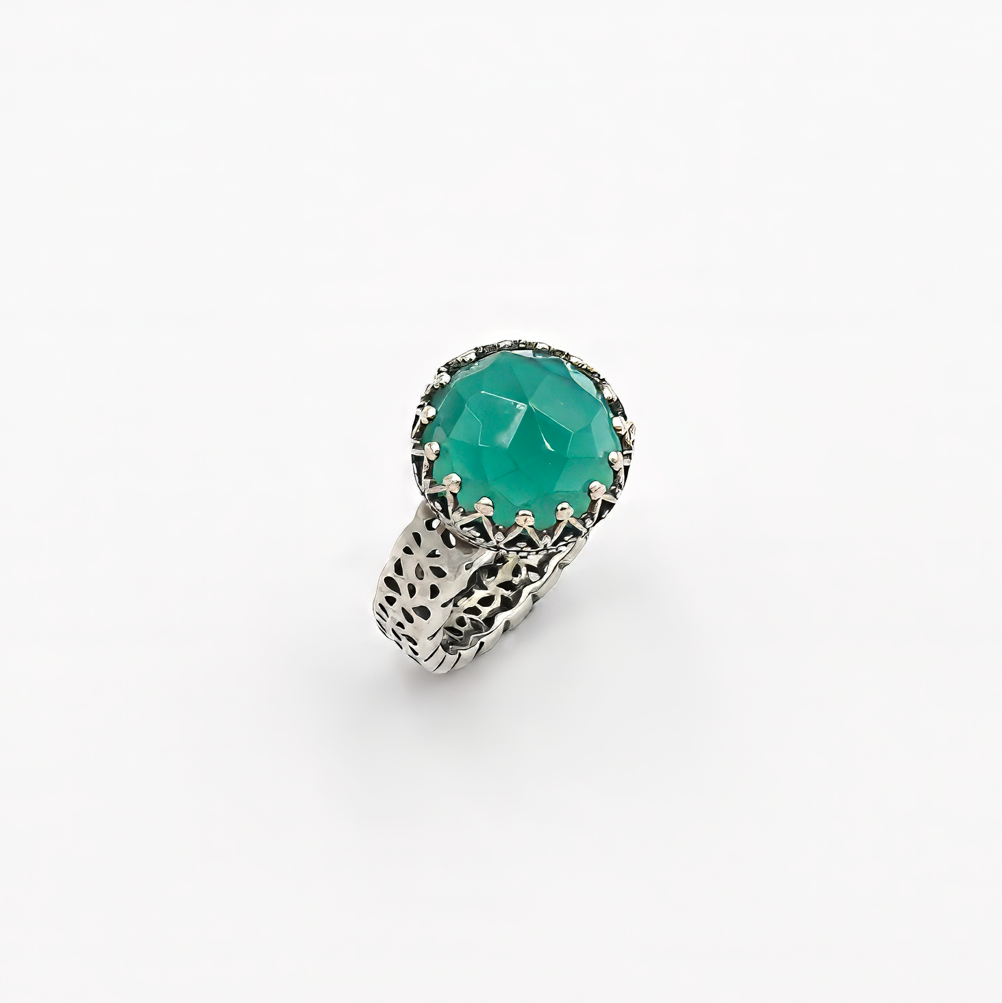 Silver ring with green agate stones