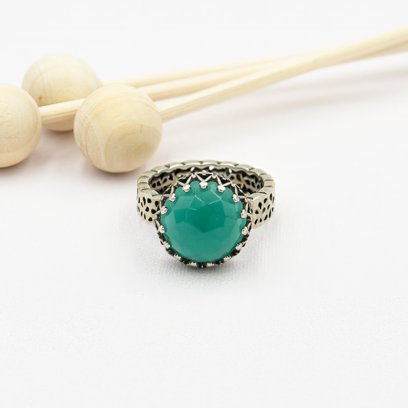 Silver ring with green agate stones