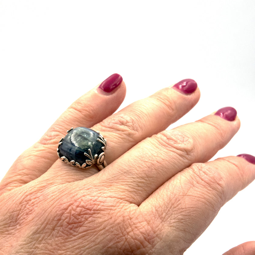 Silver ring with kyanite